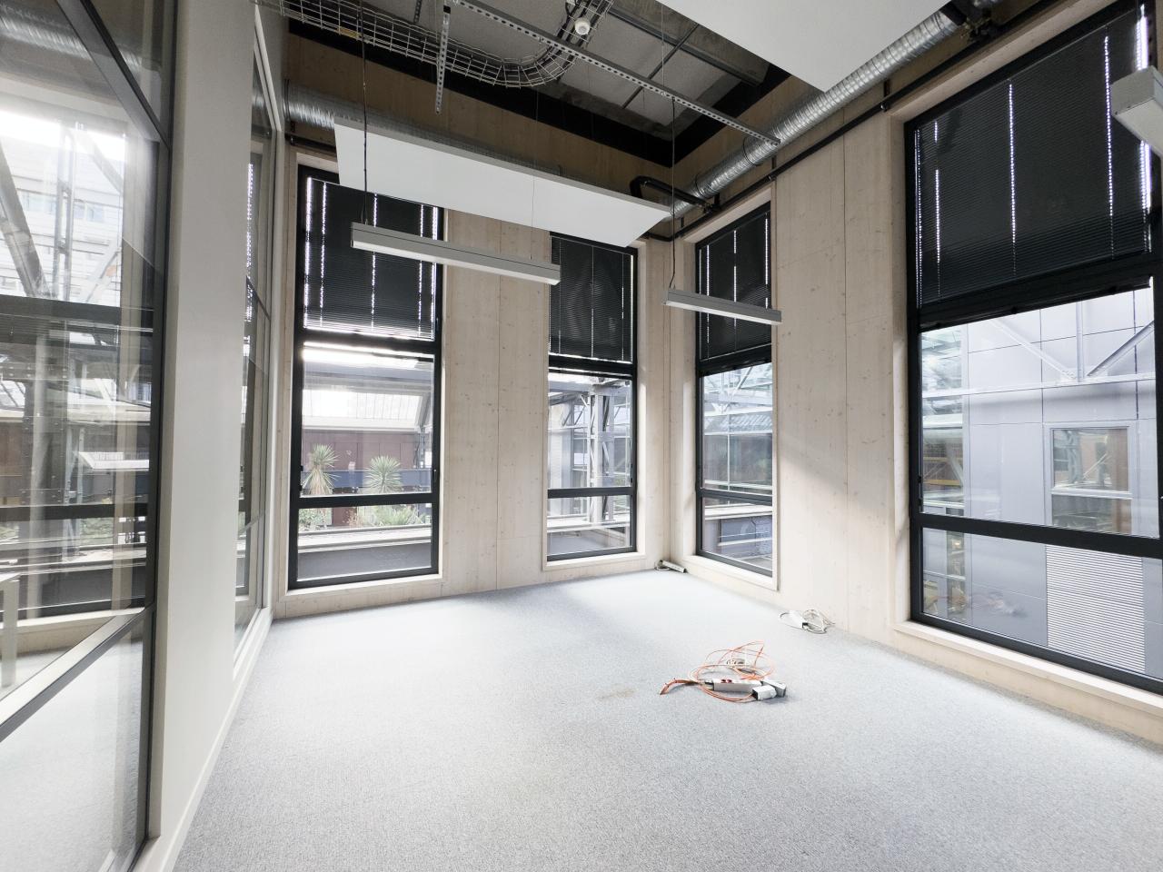 Bureau Saint-Ouen 1257m² Location bureau Saint-Ouen Seine-Saint-Denis OLBUR2532534 9
